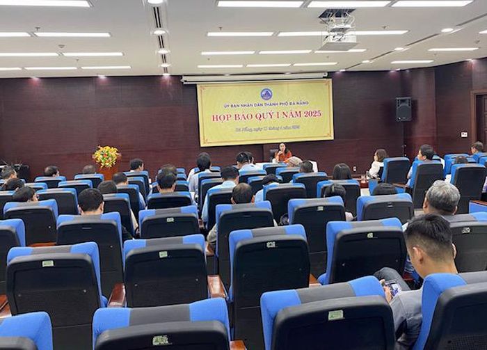 Toàn cảnh buổi họp bán Quý I/2025. Ảnh Ngô Anh Văn
