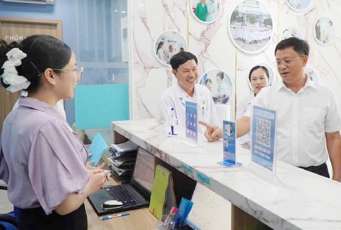  Tại các cơ sở y tế, các thủ tục khám, chữa bệnh cũng từng bước được số hóa