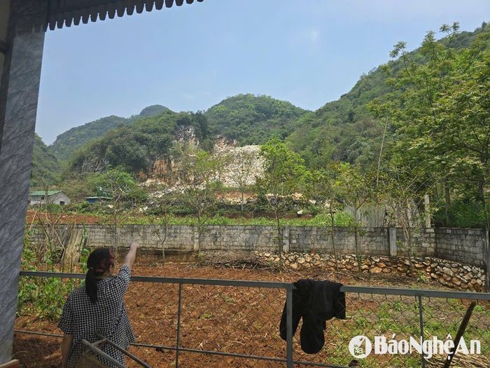 Ngôi nhà gần nhất với mỏ đá. Ảnh: Tiến Hùng