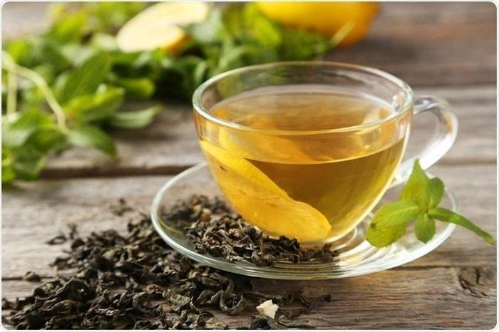 Uống trà xanh thường xuyên mang lại nhiều lợi ích cho sức khỏe (Ảnh: Shutterstock).