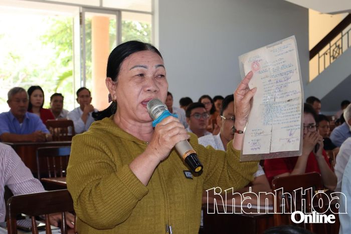 Cử tri TP. Cam Ranh kiến nghị đến đại biểu Quốc hội tỉnh.