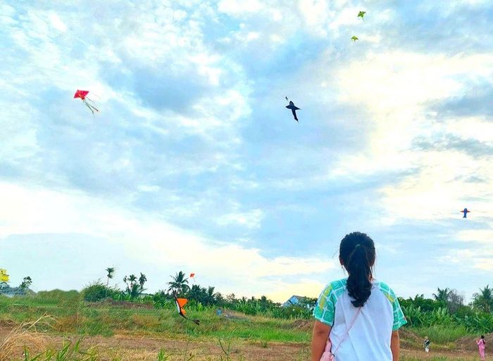 Cánh diều tuổi thơ. Ảnh minh họa: Đ.K.C