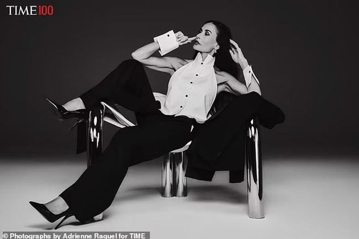 Nói về thất bại tại giải Oscar 2025, Demi Moore chia sẻ với "Time" rằng cô "đã biết" mình sẽ ra về tay trắng ngay cả trước khi người chiến thắng được công bố
