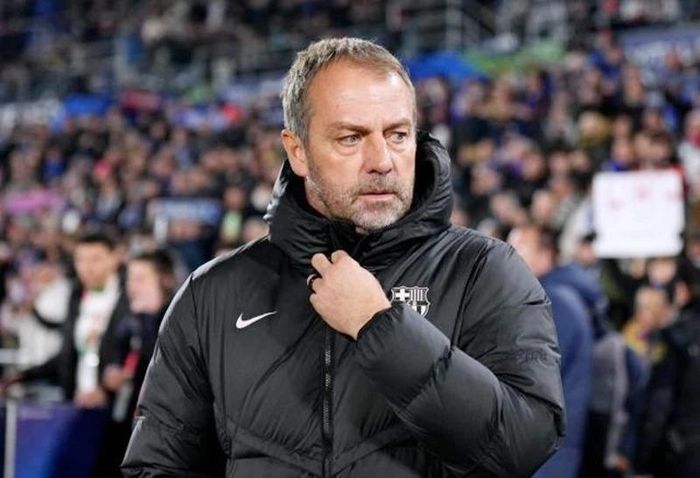 HLV Barcelona chỉ trích thẳng thừng La Liga