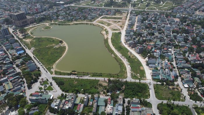 Dự án Công viên nước Đông Hương, thành phố Thanh Hóa do liên danh Công ty Cổ phần Hoàng Kỳ và Công ty cổ phần Đầu tư Trung tâm thương mại Bờ Hồ (nhà đầu tư) thực hiện.