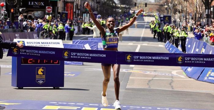 Chân chạy Kenya Sharon Lokedi vô địch Boston Marathon 2025 ở nội dung của nữ