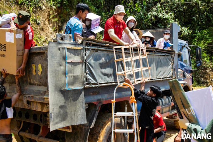 Sự kiện nhận được sự hưởng ứng rất lớn từ bà con xã Trà Lập.