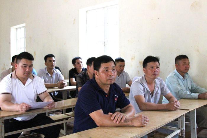 Các hộ thành viên Chi hội tham dự hội nghị.