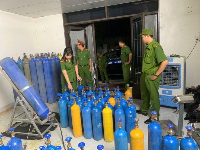 Công an Thanh Hóa triệt phá cơ sở chế tạo "bóng cười" trên địa bàn