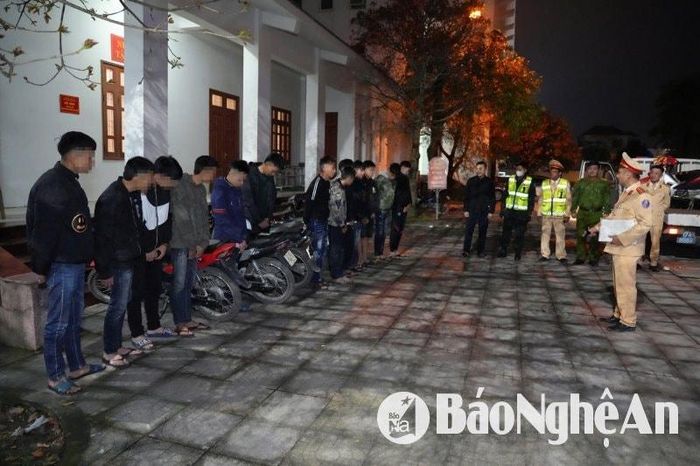 Nhóm thanh niên tụ tập đua xe có biểu hiện gây rối trật tự công cộng bị Tổ 373 Công an tỉnh phát hiện, ngăn chặn trong 2 ngày 30 - 31/3. Ảnh: PV