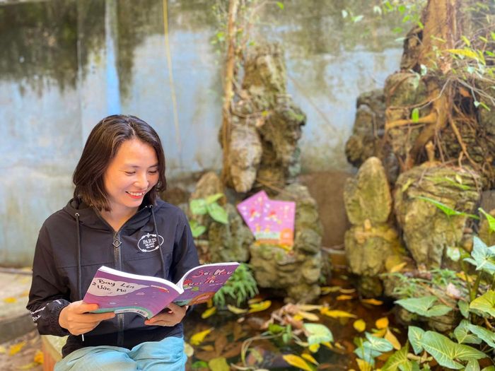Cô Sao Kim luôn cảm thấy hạnh phúc với công việc của mình. Ảnh: NVCC