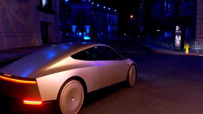 Sau Cybercab là Optimus, tại thời điểm đó, không rõ Musk có thấy cần thêm bất kỳ thứ gì khác không vì những chú robot này có thể đạt biên lợi nhuận gộp 50%.