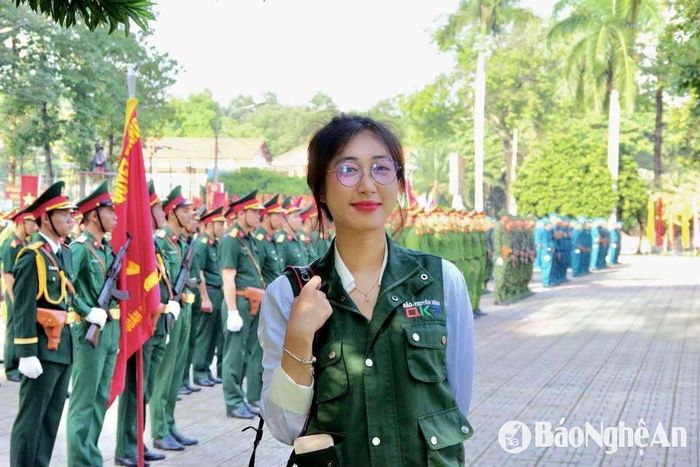 Hải Yến đang công tác tại Trung tâm Phát thanh - Truyền hình Quân đội Thành phố Hồ Chí Minh. Ảnh: Nhân vật cung cấp