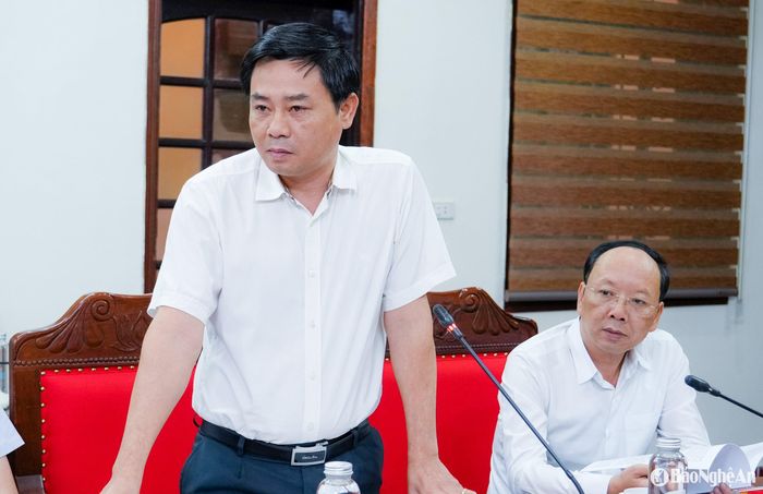 Đồng chí Hồ Lê Ngọc - Ủy viên Ban Thường vụ, Trưởng ban Nội chính Tỉnh ủy phát biểu tại hội nghị. Ảnh: Phạm Bằng