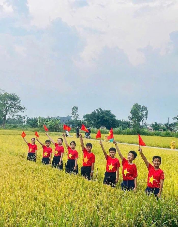 Khí thế những ngày kỷ niệm Đại lễ tiếp thêm sức mạnh cho những người trẻ hướng tới tương lai. Ảnh: Ban Tuyên giáo TƯ Đoàn