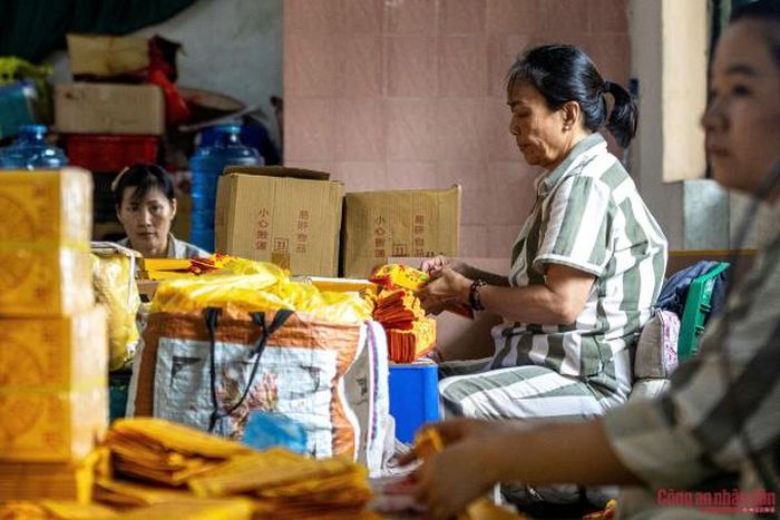 Có thể khẳng định rằng, đặc xá tha tù trước thời hạn cho phạm nhân là chủ trương lớn của Đảng, Nhà nước, thể hiện tính nhân văn, nhân đạo, khoan hồng đối với những phạm nhân thật sự ăn năn hối cải, có quá trình cải tạo tốt sớm được tái hòa nhập cộng đồng.