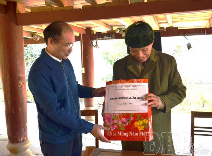 Trở về địa phương, CCB Hoàng Ngọc Thành luôn gương mẫu, đi đầu trong các phong trào và nhận được sự quan tâm của cấp ủy, chính quyền địa phương.