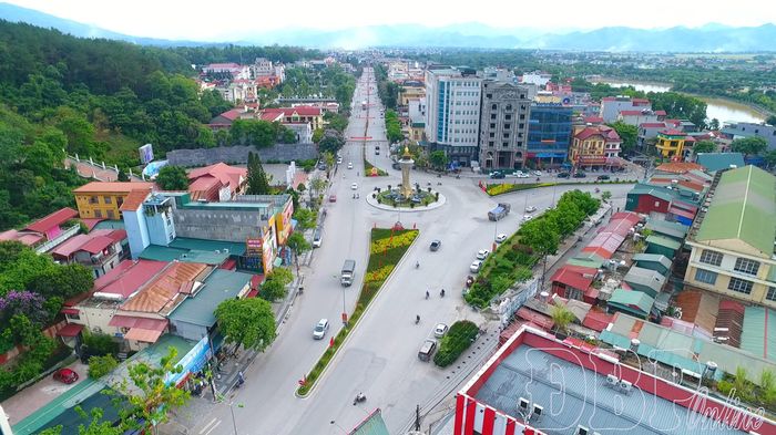 Để có một Điện Biên phát triển như ngày hôm nay có sự đóng góp không nhỏ của các CCB trong toàn tỉnh. Trong ảnh: Một góc TP. Điện Biên Phủ.