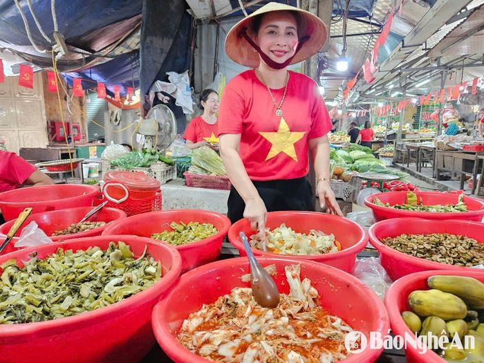 Sức mua tăng song các mặt hàng từ tươi sống đến chế biến sẵn đều bình ổn. Ảnh: T.P