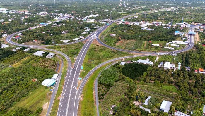 Đến nay, cao tốc đã kết nối từ TP.HCM đến TP Cần Thơ với tổng chiều dài đưa vào khai thác 121km.