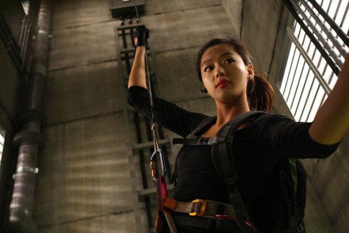 Jun Ji Hyun trong phim "The Thieves"
