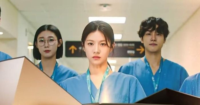 "Resident Playbook" là phần ngoại truyện thuộc vũ trụ Yulje