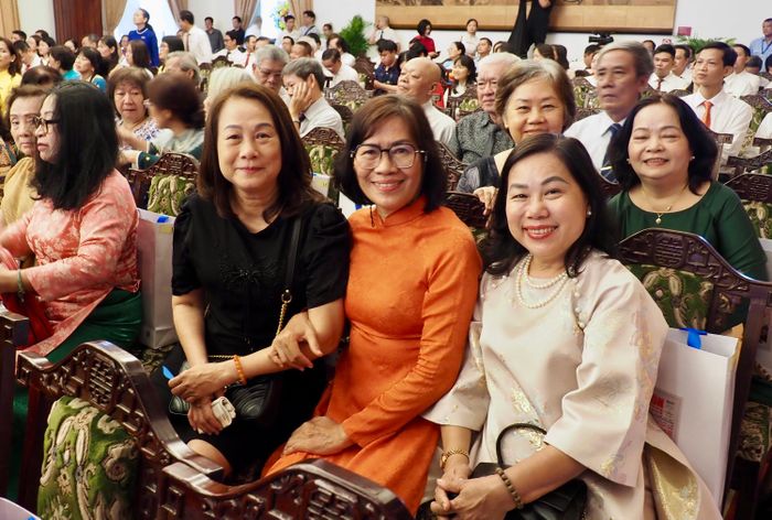  Các thế hệ người làm báo Báo SGGP tham dự lễ kỷ niệm 