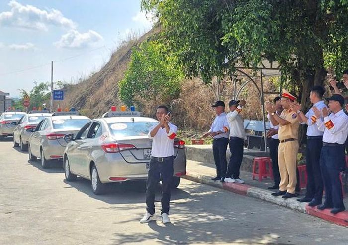 Một số hình ảnh tại kỳ sát hạch.