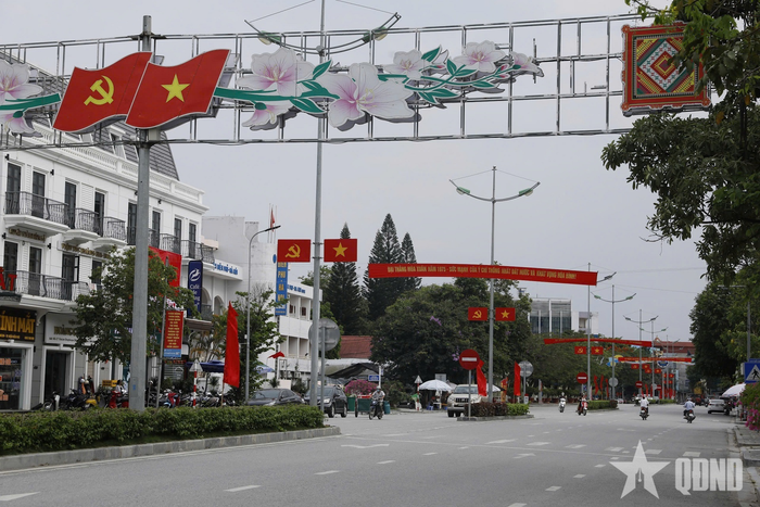 Điện Biên không ngừng đầu tư phát triển hạ tầng đô thị, hạ tầng giao thông.