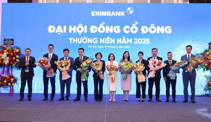 Đại hội đồng cổ đông thường niên năm 2025 của Eximbank đã thông qua kế hoạch kinh doanh năm 2025 với mục tiêu tăng trưởng ấn tượng.