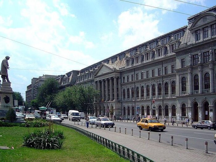 Mặt hàng xuất khẩu lớn nhất của Romania là ô tô, phụ tùng xe cộ...Ảnh: Wikipedia.