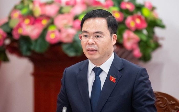 ĐBQH Trần Văn Khải