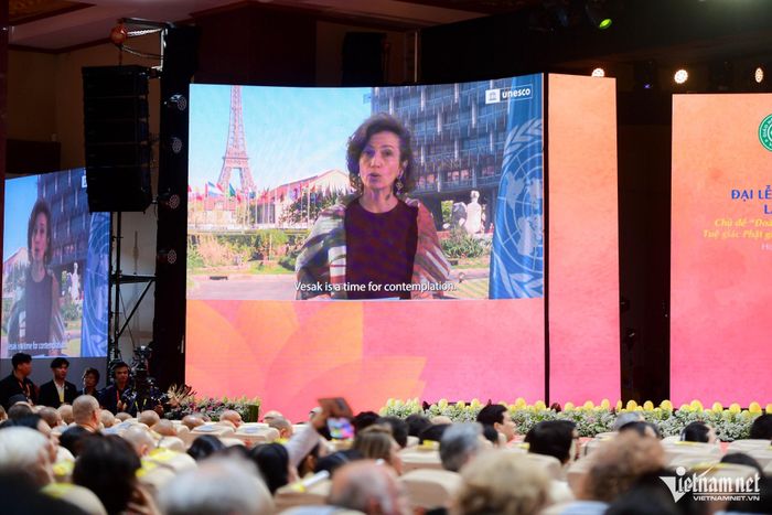 Tổng Giám đốc UNESCO Audrey Azoulay chúc mừng thành công Vesak LHQ 2025 .