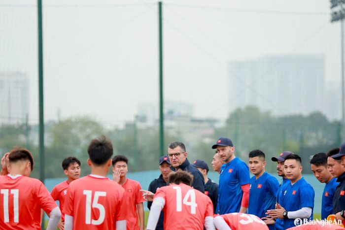 Đội tuyển U16 Việt Nam dưới sự dẫn dắt của huấn luyện viên Cristiano Roland sẽ chính thức hội quân từ ngày 10/5 tại Trung tâm Đào tạo bóng đá trẻ Việt Nam. Ảnh: Hải Hoàng