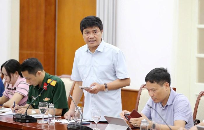 Đại diện các Bộ, ngành phát biểu tại buổi làm việc