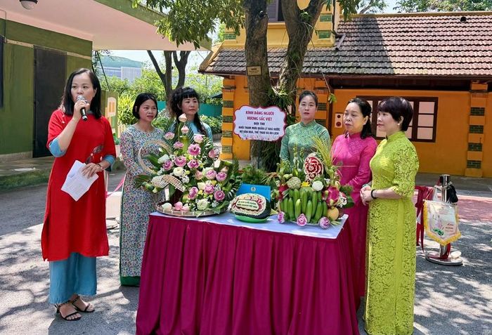 Khối Tham mưu quản lý nhà nước thuyết trình tác phẩm dự thi