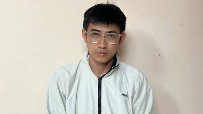 Phạm Thành Nhẫn bị khởi tố, bắt tạm giam để điều tra, làm rõ hành vi lừa đảo chiếm đoạt tài sản.