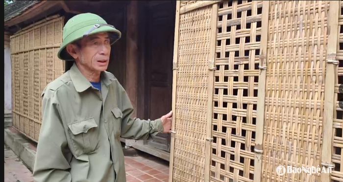 Mỗi phên, dậu, liếp... ở các công trình tại quê Bác đều được làm theo mẫu cũ. Ảnh: Diệp Thanh