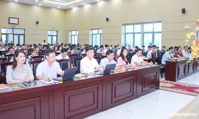 Các đại biểu tham gia hội nghị tập huấn. Ảnh: Mai Hoa