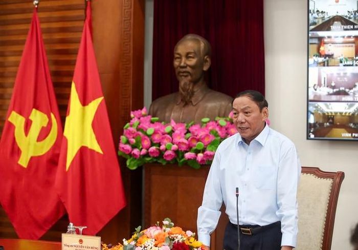 Bộ trưởng Nguyễn Văn Hùng phát biểu tại Hội thảo