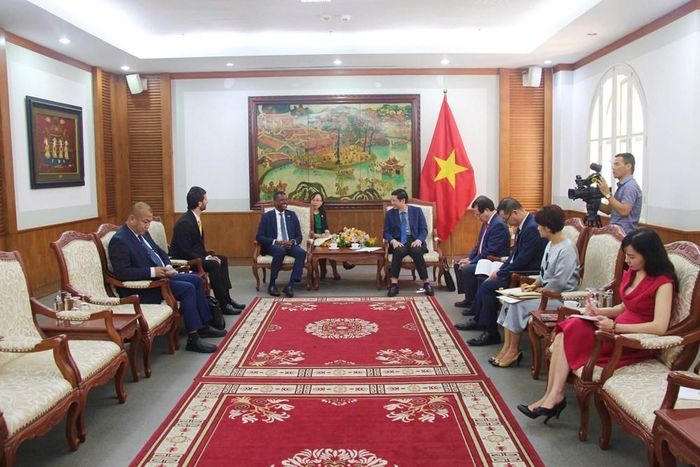 Toàn cảnh buổi tiếp