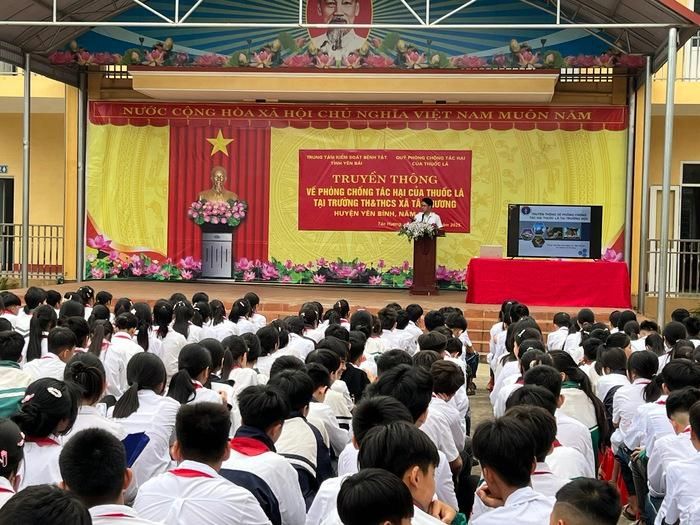 Phối hợp tuyên truyền phòng, chống thuốc lá học đường