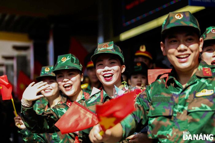 Không khí vui tươi tại ga Đà Nẵng