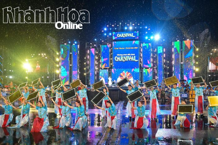 Một tiết mục hiện đại, sôi động.