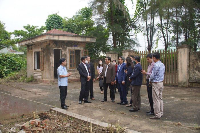Đoàn ĐBQH tỉnh Quảng Trị giám sát tình trạng gây ra sự lãng phí các trụ sở nhà đất của các cơ quan Trung ương đóng trên địa bàn