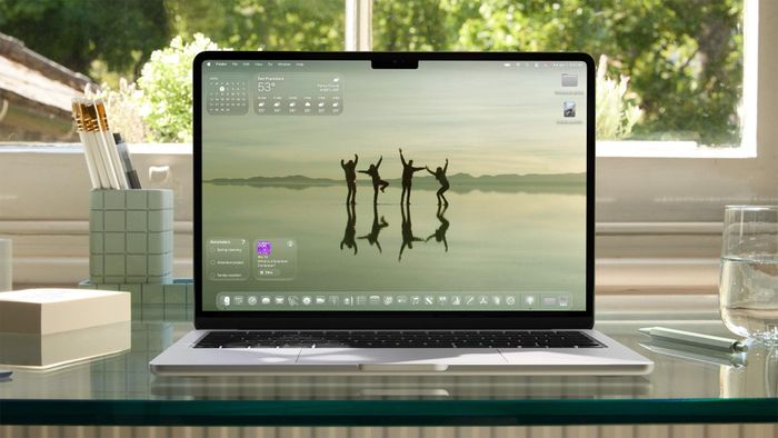 macOS Tahoe 26 với giao diện Liquid Glass. Ảnh: Apple. 