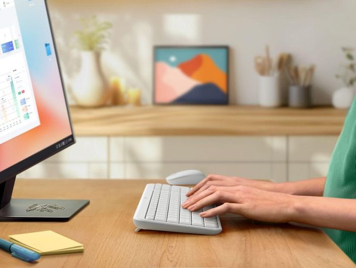  Bàn phím Logitech K250 kết hợp hoàn hảo với chuột Logitech M196 