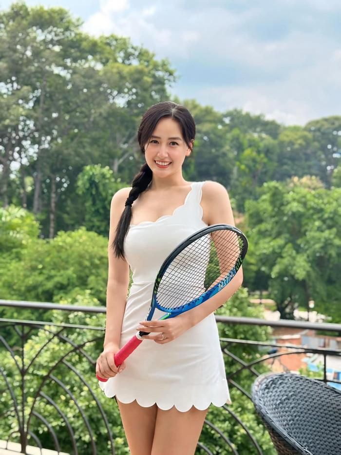 Sức khỏe đáng lo ngại và tâm lý bất ổn của Mai Phương Thúy khiến người hâm mộ khó hiểu. (Ảnh: FBNV)