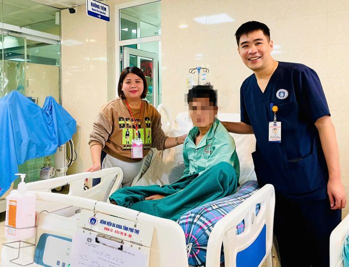 Người bệnh nam 31 tuổi điệu trị tại Bệnh viện Đa khoa tỉnh