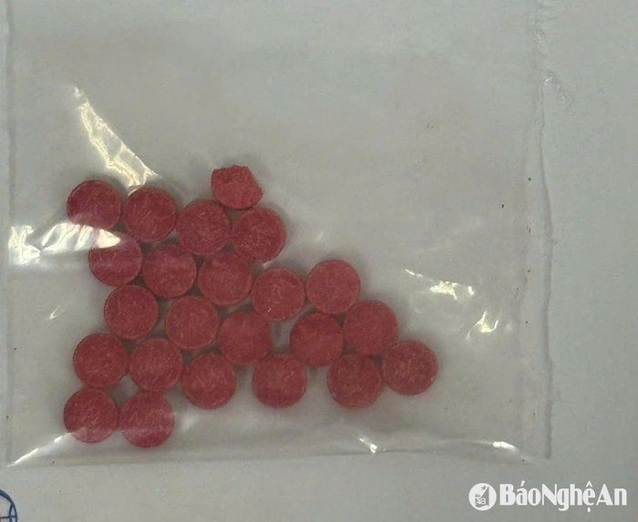 Tang vật thu giữ. Ảnh: PV